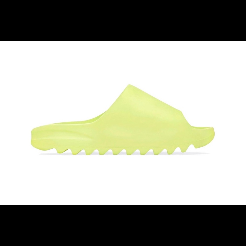 Adidas Yeezy Slide “Glow Green” OMGosh, it’s Hot & Sold Out!!!